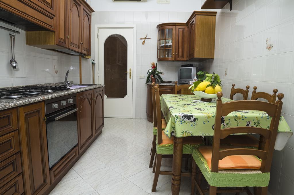 Апартаменты Casa Raffelina Минори Номер фото